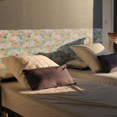 Plein Sud Avec Jacuzzi Privatif Et Parking Prive Apartamento Sarlat-la-Canéda Exterior foto