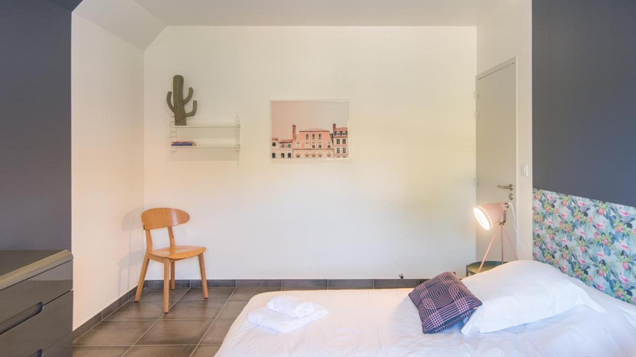 Plein Sud Avec Jacuzzi Privatif Et Parking Prive Apartamento Sarlat-la-Canéda Exterior foto